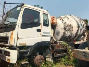 Jual Beli Truk Rusak